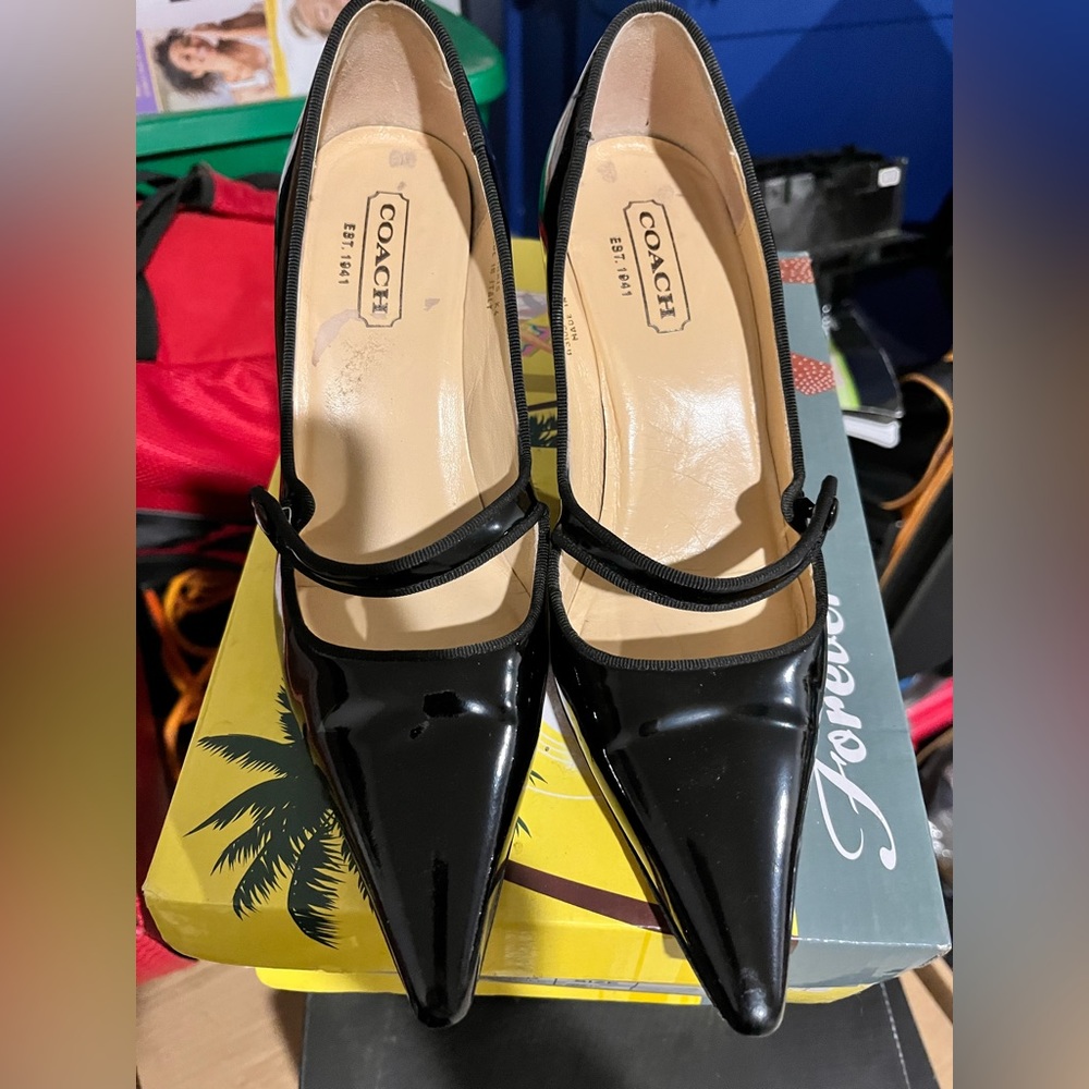 COACH A3103 Amaris Black Leather Heels 6.5 B